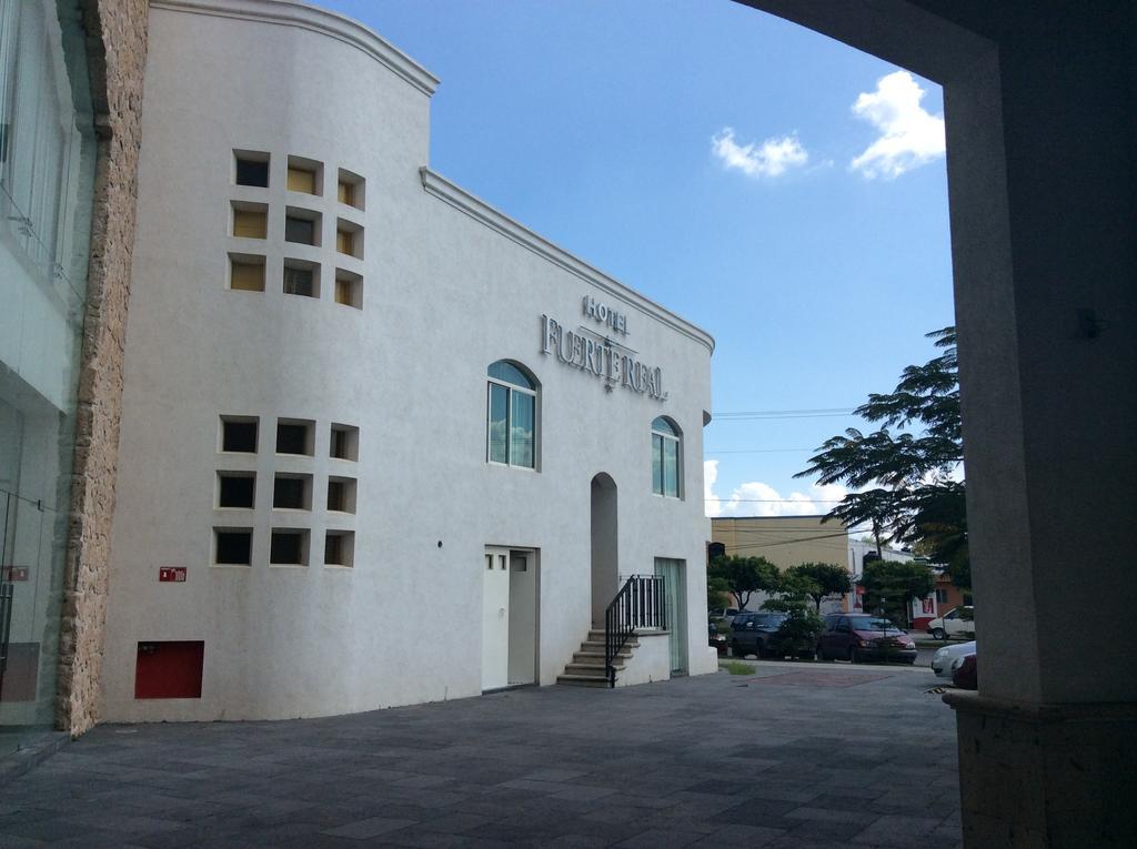 富尔特雷尔酒店 古斯曼城 外观 照片