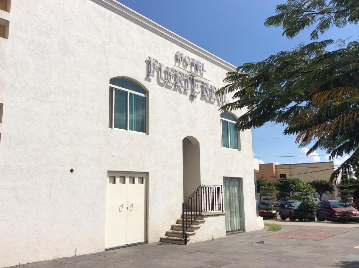 富尔特雷尔酒店 古斯曼城 外观 照片